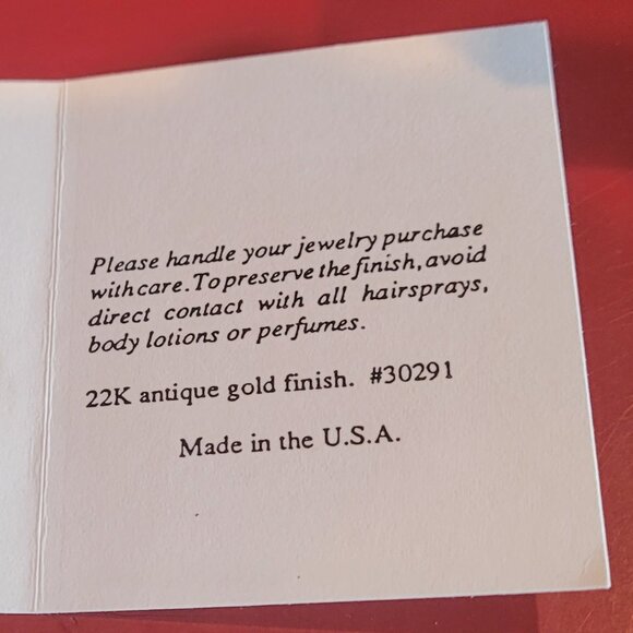 Vintage 1989 Egyptian Scene gold brooch. - Picture 3 of 6